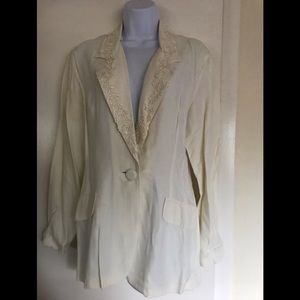 Vintage Judy Knapp M size , New white Women’s dressy  jacket long sleeves !